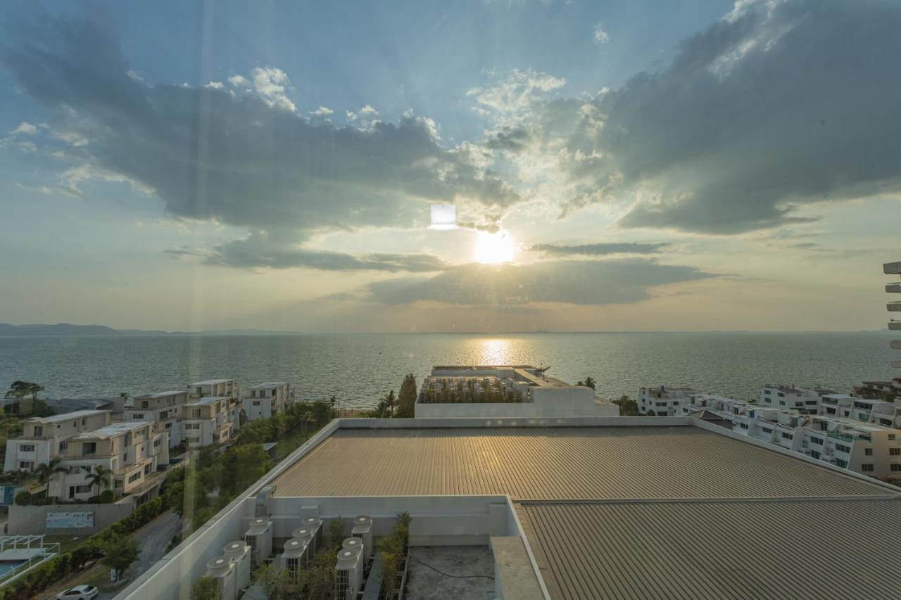 Veranda Residence By Goldstar Group Pattaya Exterior photo
